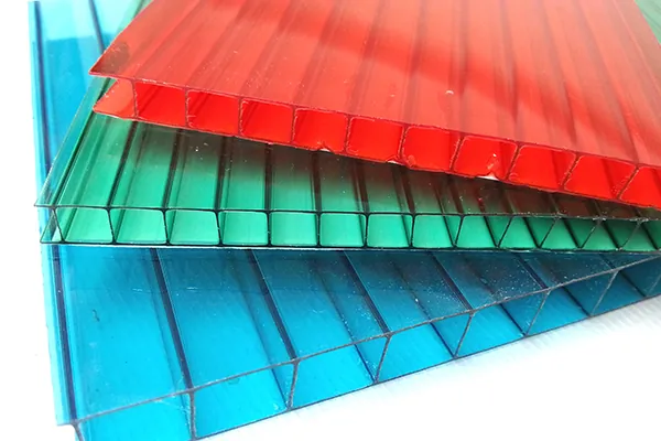 Hollow polycarbonate sheet